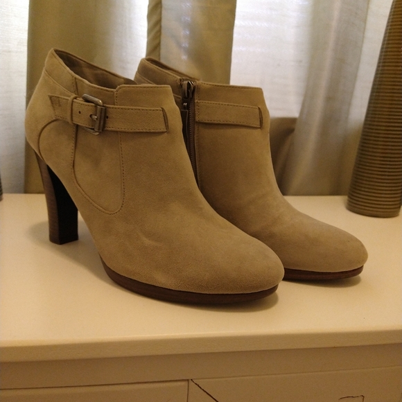 Booties - Picture 1 of 5